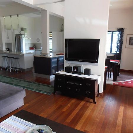 קאירנס Floriana Villas מראה חיצוני תמונה